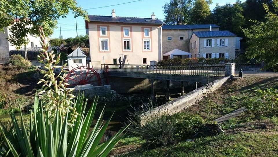 Gite Du Domaine De La Forge Boncourt-Sur-Meuse Exterior foto